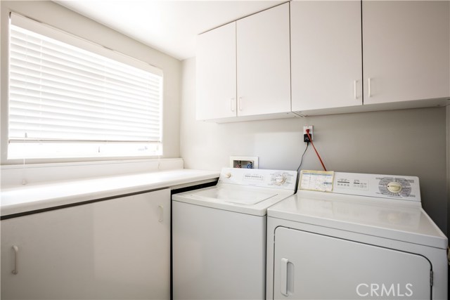 121 Helberta Avenue, Redondo Beach, California 90277, 3 Bedrooms Bedrooms, ,2 BathroomsBathrooms,Residential,Sold,Helberta,SB17233463