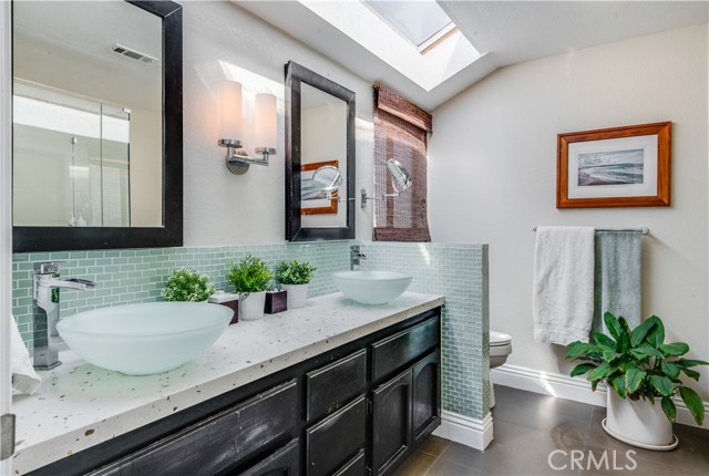1918 Ruhland Avenue, Redondo Beach, California 90278, 3 Bedrooms Bedrooms, ,3 BathroomsBathrooms,Residential,Sold,Ruhland,SB21056807