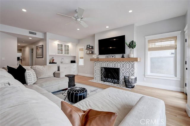 508 Rosecrans Avenue, Manhattan Beach, California 90266, 4 Bedrooms Bedrooms, ,3 BathroomsBathrooms,Residential,Sold,Rosecrans,SB20193672
