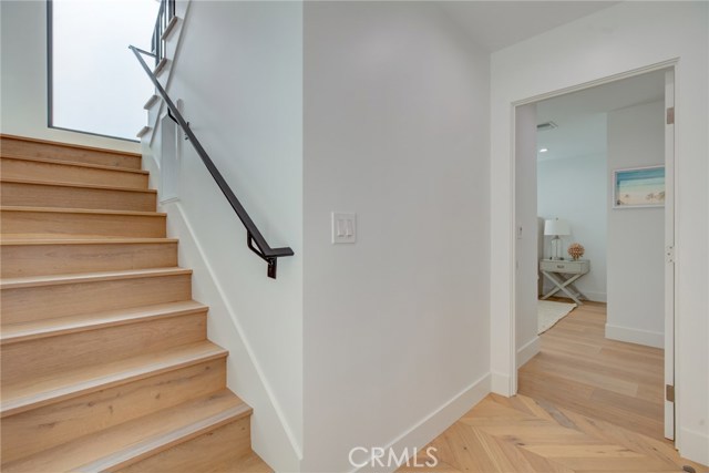 124 39th Street, Manhattan Beach, California 90266, 3 Bedrooms Bedrooms, ,2 BathroomsBathrooms,Residential,Sold,39th,SB20089804