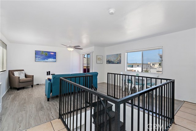 216 39th Street, Manhattan Beach, California 90266, 2 Bedrooms Bedrooms, ,2 BathroomsBathrooms,Residential,Sold,39th,SB19218837