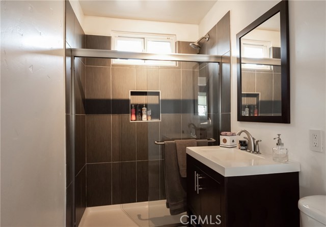 2314 Robinson Street, Redondo Beach, California 90278, 4 Bedrooms Bedrooms, ,3 BathroomsBathrooms,Residential,Sold,Robinson,SB20254263