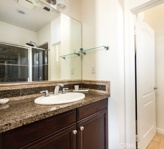 2 Bed Home for Sale in Hawthorne, California