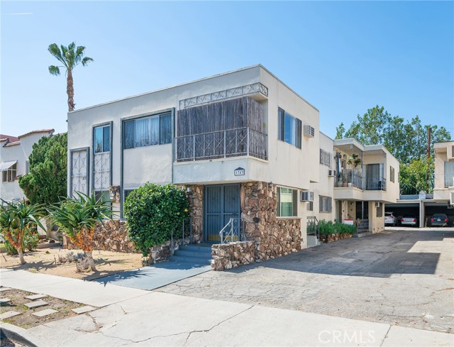 1 Bed Home for Sale in Los Feliz, California