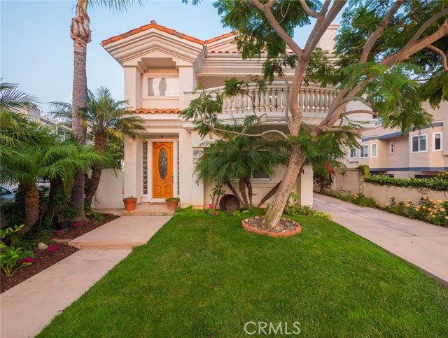 116 Juanita Avenue, Redondo Beach, California 90277, 3 Bedrooms Bedrooms, ,2 BathroomsBathrooms,Residential,Sold,Juanita,RS20193868