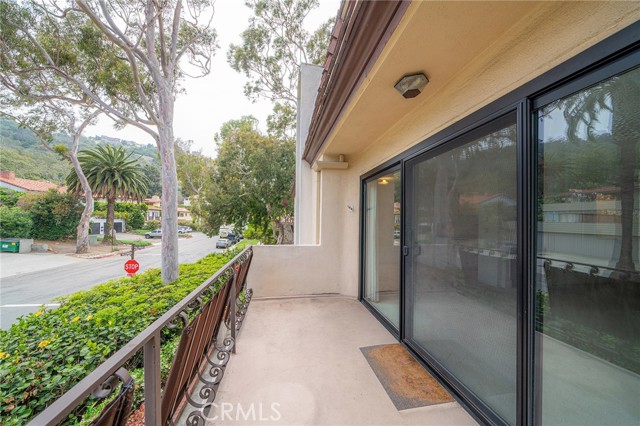 2525 Via Campesina, Palos Verdes Estates, California 90274, 2 Bedrooms Bedrooms, ,2 BathroomsBathrooms,Residential,Sold,Via Campesina,PV21123146