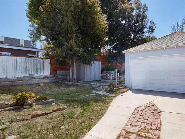 2 Bed Home for Sale in El Segundo, California