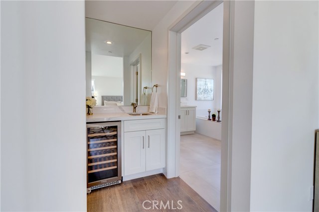 1401 Corona Street, Hermosa Beach, California 90254, 4 Bedrooms Bedrooms, ,3 BathroomsBathrooms,Residential,Sold,Corona,SB20015755