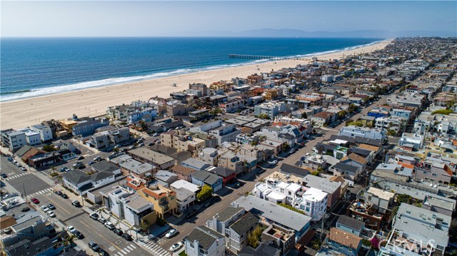 226 Manhattan Avenue, Hermosa Beach, California 90254, 2 Bedrooms Bedrooms, ,1 BathroomBathrooms,Residential,Sold,Manhattan,SB20027398