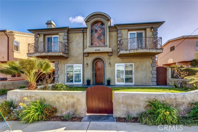 2202 Plant Avenue, Redondo Beach, California 90278, 4 Bedrooms Bedrooms, ,2 BathroomsBathrooms,Residential,Sold,Plant,SB19057901