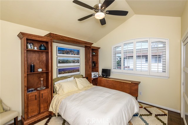 Built in Murphy Bed in the Guest Room