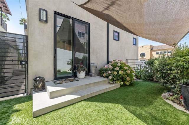 535 Avenue B, Redondo Beach, California 90277, 4 Bedrooms Bedrooms, ,3 BathroomsBathrooms,Residential,Sold,Avenue B,SB20169921