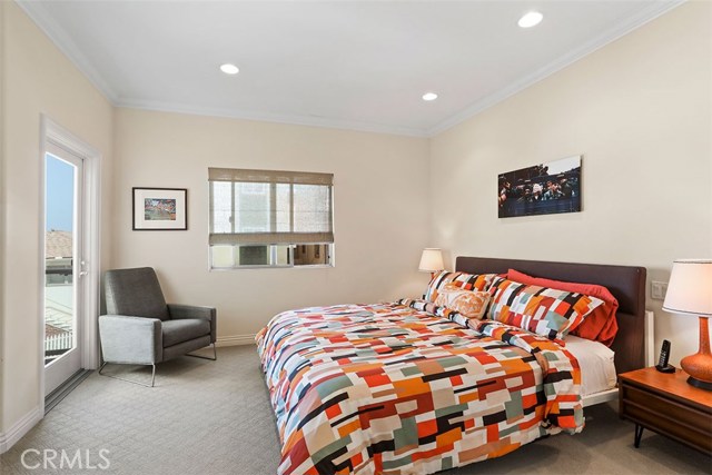 220 23rd Street, Manhattan Beach, California 90266, 3 Bedrooms Bedrooms, ,1 BathroomBathrooms,Residential,Sold,23rd,OC19050321