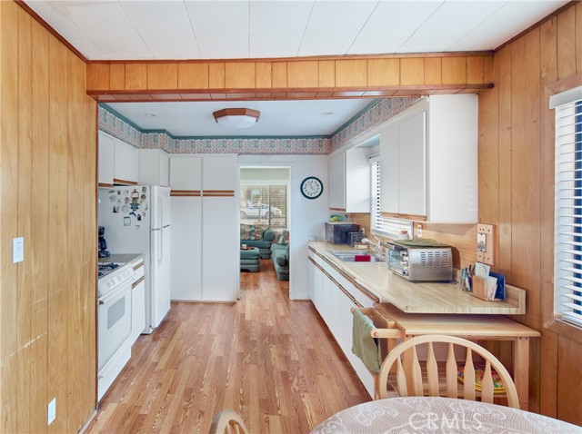 3 Bed Home for Sale in Hawthorne, California