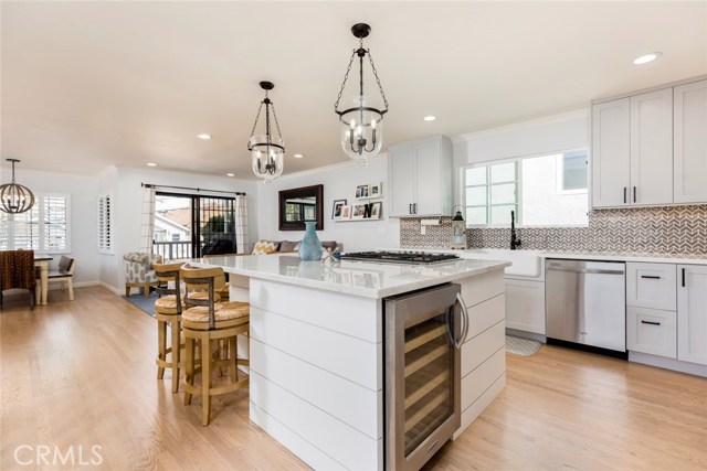 1640 Steinhart Avenue, Redondo Beach, California 90278, 4 Bedrooms Bedrooms, ,2 BathroomsBathrooms,Residential,Sold,Steinhart,SB18162679