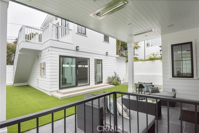 617 31st Street, Manhattan Beach, California 90266, 7 Bedrooms Bedrooms, ,2 BathroomsBathrooms,Residential,Sold,31st,SB20084953