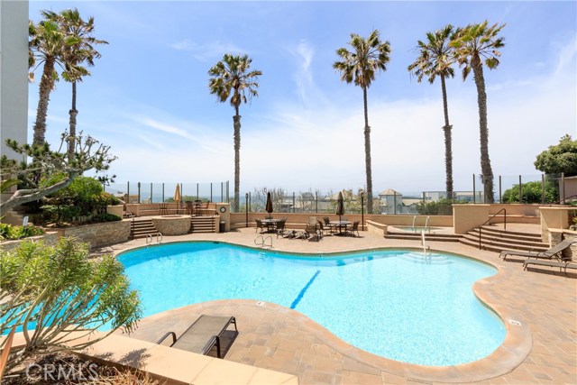 650 The Village, Redondo Beach, California 90277, 2 Bedrooms Bedrooms, ,2 BathroomsBathrooms,Residential,Sold,The Village,SB17108266