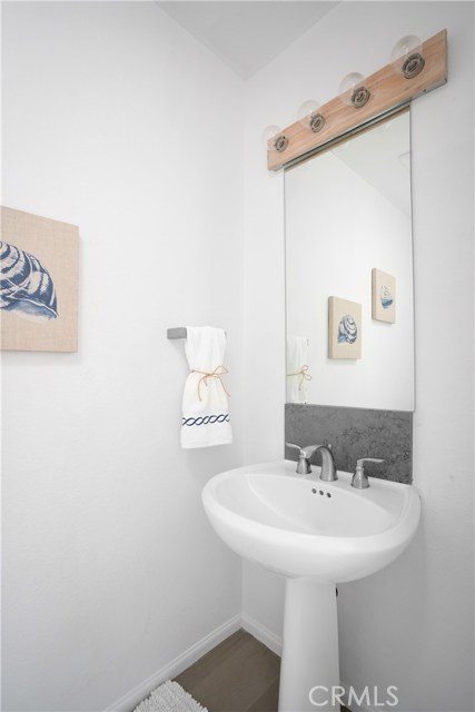 2100 Vanderbilt Lane, Redondo Beach, California 90278, 3 Bedrooms Bedrooms, ,2 BathroomsBathrooms,Residential,Sold,Vanderbilt,SB20174420