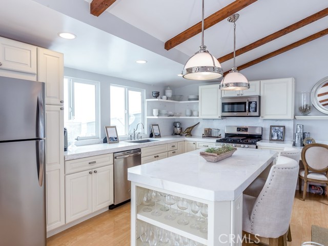 317 Moonstone Street, Manhattan Beach, California 90266, 2 Bedrooms Bedrooms, ,2 BathroomsBathrooms,Residential,Sold,Moonstone,SB20108424