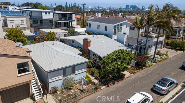 461 28th Street, Manhattan Beach, California 90266, 3 Bedrooms Bedrooms, ,2 BathroomsBathrooms,Residential,Sold,28th,SB21112452