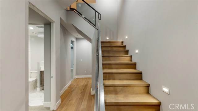STAIRCASE TO 2ND LEVEL, ILLUMINATED STEPS