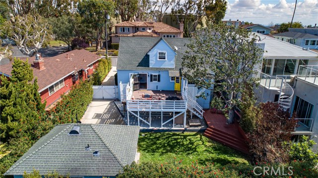 1563 Golden Avenue, Hermosa Beach, California 90254, 3 Bedrooms Bedrooms, ,2 BathroomsBathrooms,Residential,Sold,Golden,SB20063738
