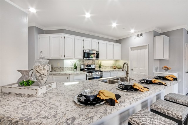 Photo of 221 Knoll, Mission Viejo, CA 92692
