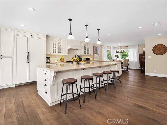 8 Hidden Valley Road, Rolling Hills Estates, California 90274, 4 Bedrooms Bedrooms, ,3 BathroomsBathrooms,Residential,Sold,Hidden Valley,PV21094348