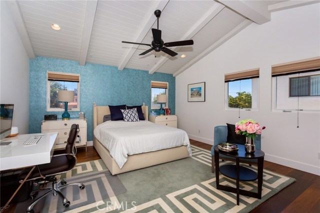 202 Irena Avenue, Redondo Beach, California 90277, 4 Bedrooms Bedrooms, ,3 BathroomsBathrooms,Residential,Sold,Irena,OC18171138