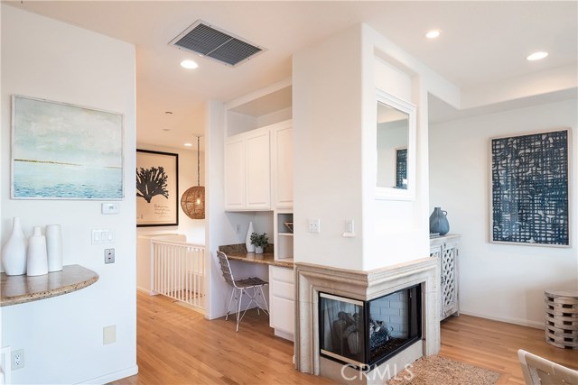 2301 Grandview Avenue, Manhattan Beach, California 90266, 3 Bedrooms Bedrooms, ,4 BathroomsBathrooms,Residential,Sold,Grandview,SB20027327