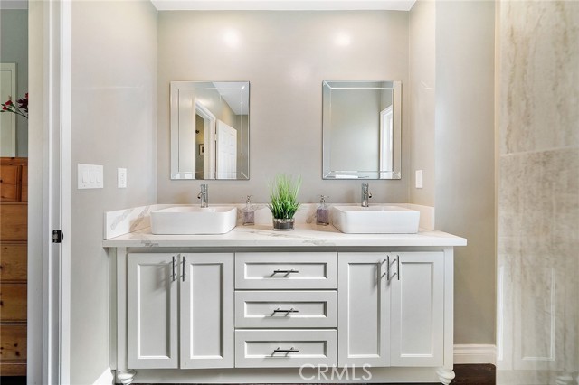 1503 Rindge Lane, Redondo Beach, California 90278, 4 Bedrooms Bedrooms, ,Residential,Sold,Rindge,SB21027333