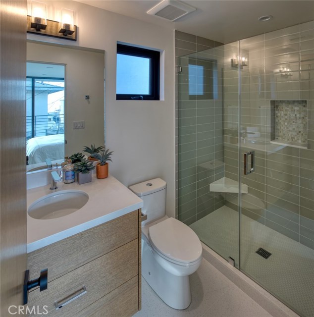246 30th Street, Hermosa Beach, California 90254, 4 Bedrooms Bedrooms, ,4 BathroomsBathrooms,Residential,Sold,30th,SB19212204