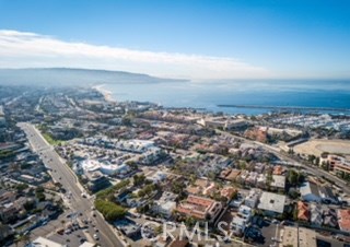 824 Lucia Avenue, Redondo Beach, California 90277, 4 Bedrooms Bedrooms, ,2 BathroomsBathrooms,Residential,Sold,Lucia,SB17243424