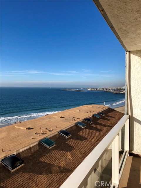 615 Esplanade, Redondo Beach, California 90277, 1 Bedroom Bedrooms, ,1 BathroomBathrooms,Residential,Sold,Esplanade,SB18295300