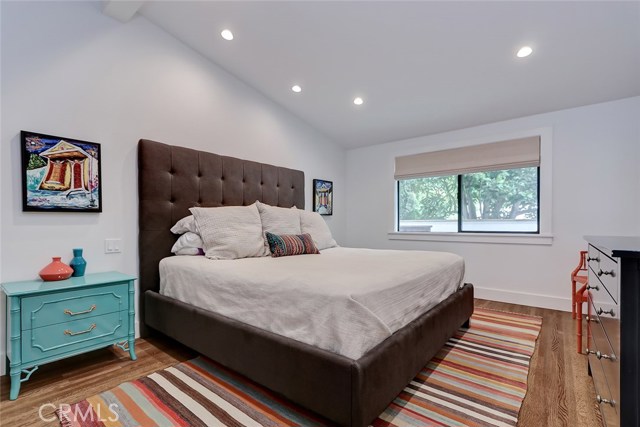 585 29th Street, Manhattan Beach, California 90266, 4 Bedrooms Bedrooms, ,3 BathroomsBathrooms,Residential,Sold,29th,SB21019167