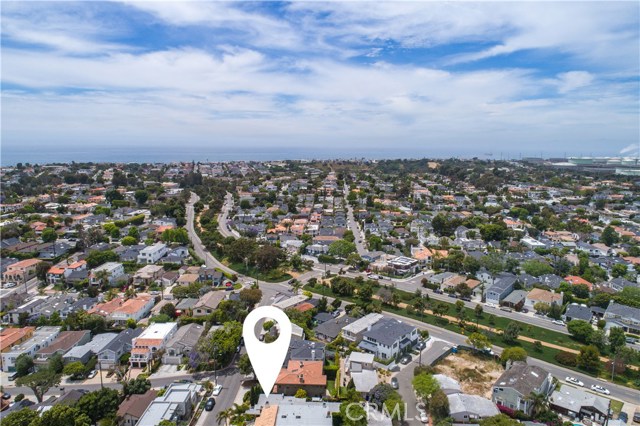 933 27th Street, Manhattan Beach, California 90266, 3 Bedrooms Bedrooms, ,2 BathroomsBathrooms,Residential,Sold,27th,PW20108173