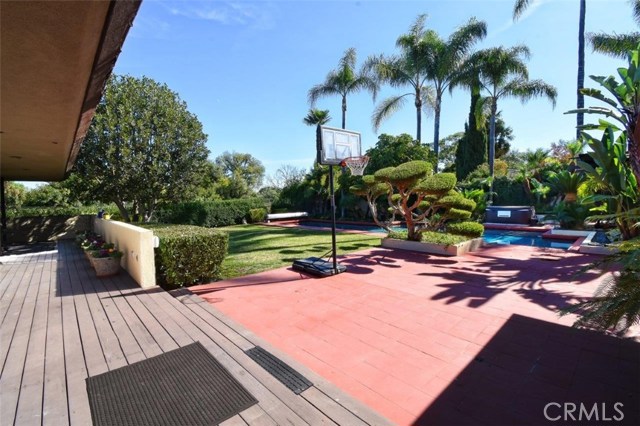 10 Pinto Lane, Rolling Hills Estates, California 90274, 4 Bedrooms Bedrooms, ,3 BathroomsBathrooms,Residential,Sold,Pinto,PV20024479