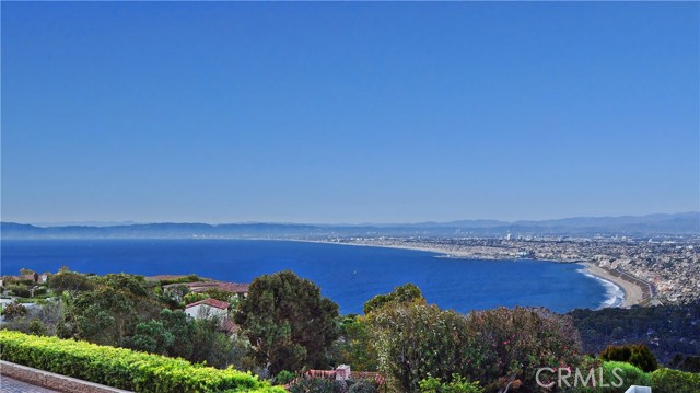 961 Via Rincon, Palos Verdes Estates, California 90274, 6 Bedrooms Bedrooms, ,6 BathroomsBathrooms,Residential,Sold,Via Rincon,PV18188115