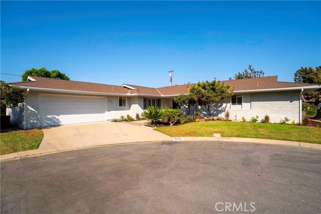 Detail Gallery Image 1 of 1 For 14222 Mimosa Ln, Tustin,  CA 92780 - 2 Beds | 2/1 Baths