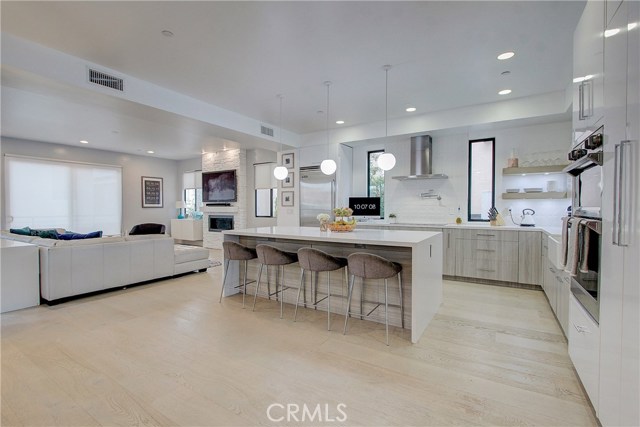 1921 Ruhland Avenue, Redondo Beach, California 90278, 4 Bedrooms Bedrooms, ,4 BathroomsBathrooms,Residential,Sold,Ruhland,SB20053880