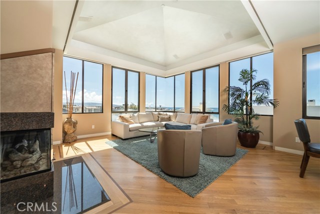 113 19th Street, Manhattan Beach, California 90266, 3 Bedrooms Bedrooms, ,2 BathroomsBathrooms,Residential,Sold,19th,SB20062018