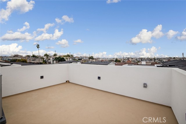 2114 Carnegie Lane, Redondo Beach, California 90278, 5 Bedrooms Bedrooms, ,5 BathroomsBathrooms,Residential,Sold,Carnegie,SB21029719