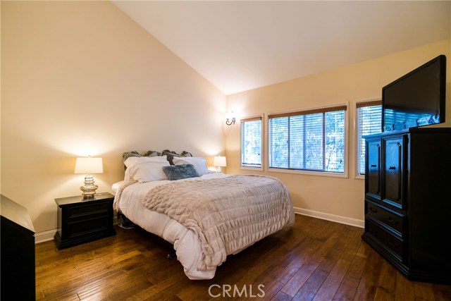 2413 Rockefeller Lane, Redondo Beach, California 90278, 3 Bedrooms Bedrooms, ,2 BathroomsBathrooms,Residential,Sold,Rockefeller,SB18266736