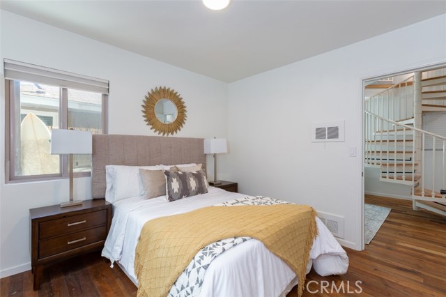 208 Kelp Street, Manhattan Beach, California 90266, 3 Bedrooms Bedrooms, ,1 BathroomBathrooms,Residential,Sold,Kelp,SB21034539