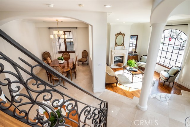 441 1st Street, Manhattan Beach, California 90266, 5 Bedrooms Bedrooms, ,4 BathroomsBathrooms,Residential,Sold,1st,SB19263313