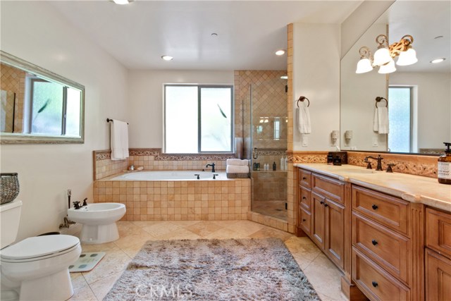 808 Maria Avenue, Redondo Beach, California 90277, 4 Bedrooms Bedrooms, ,3 BathroomsBathrooms,Residential,Sold,Maria,SB20184388