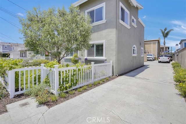 2013 Curtis Avenue, Redondo Beach, California 90278, 3 Bedrooms Bedrooms, ,1 BathroomBathrooms,Residential,Sold,Curtis,SB21099383