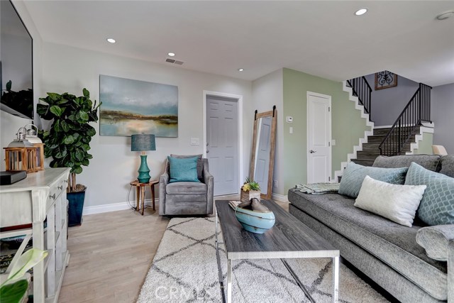 2300 Carnegie Lane, Redondo Beach, California 90278, 3 Bedrooms Bedrooms, ,2 BathroomsBathrooms,Residential,Sold,Carnegie,SB18281949