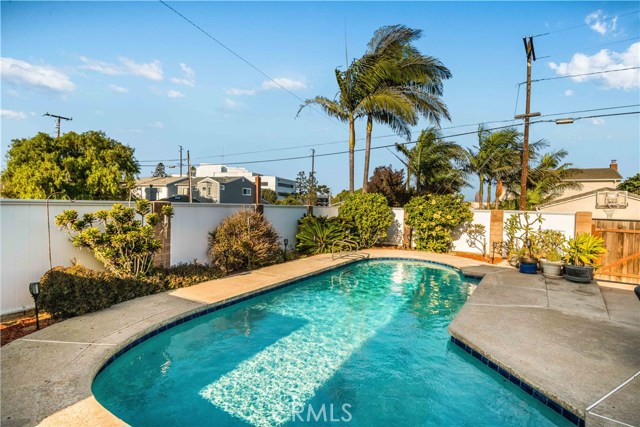 450 Paulina Avenue, Redondo Beach, California 90277, 4 Bedrooms Bedrooms, ,2 BathroomsBathrooms,Residential,Sold,Paulina,SB19263852