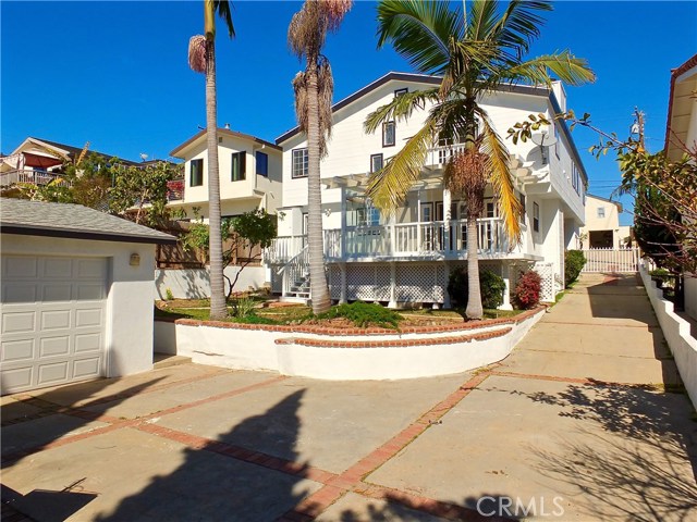 1726 Mathews Avenue, Manhattan Beach, California 90266, 4 Bedrooms Bedrooms, ,4 BathroomsBathrooms,Residential,Sold,Mathews,PW20042741